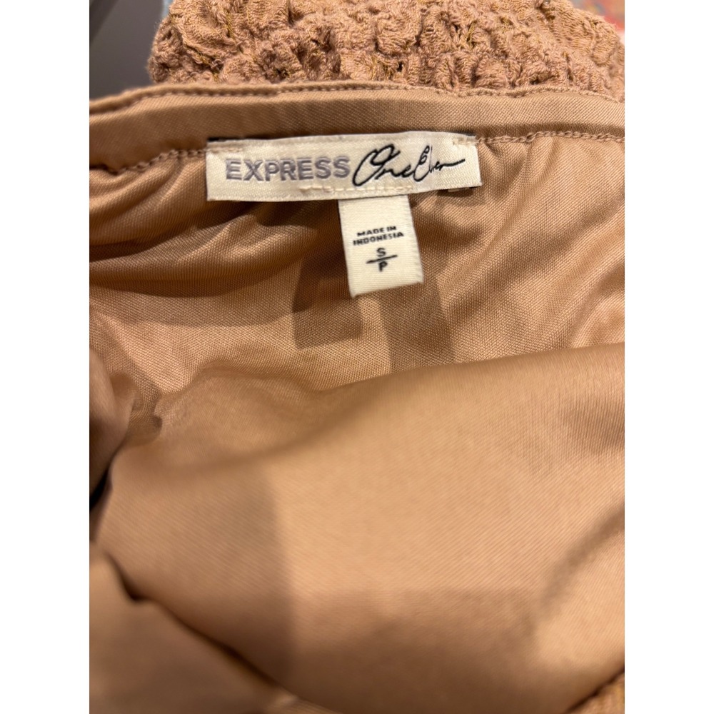 Express Lace Top Sweetheart Neckline Short Sleeve Blouse Tan Size S - Picture 5 of 5